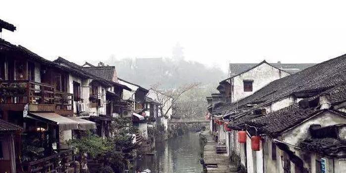 逼死丈夫的翟欣欣现状:独享前夫千万资产,遭男方家追究刑事责任